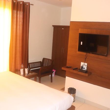Hotel Park Street Pathankot Luaran gambar