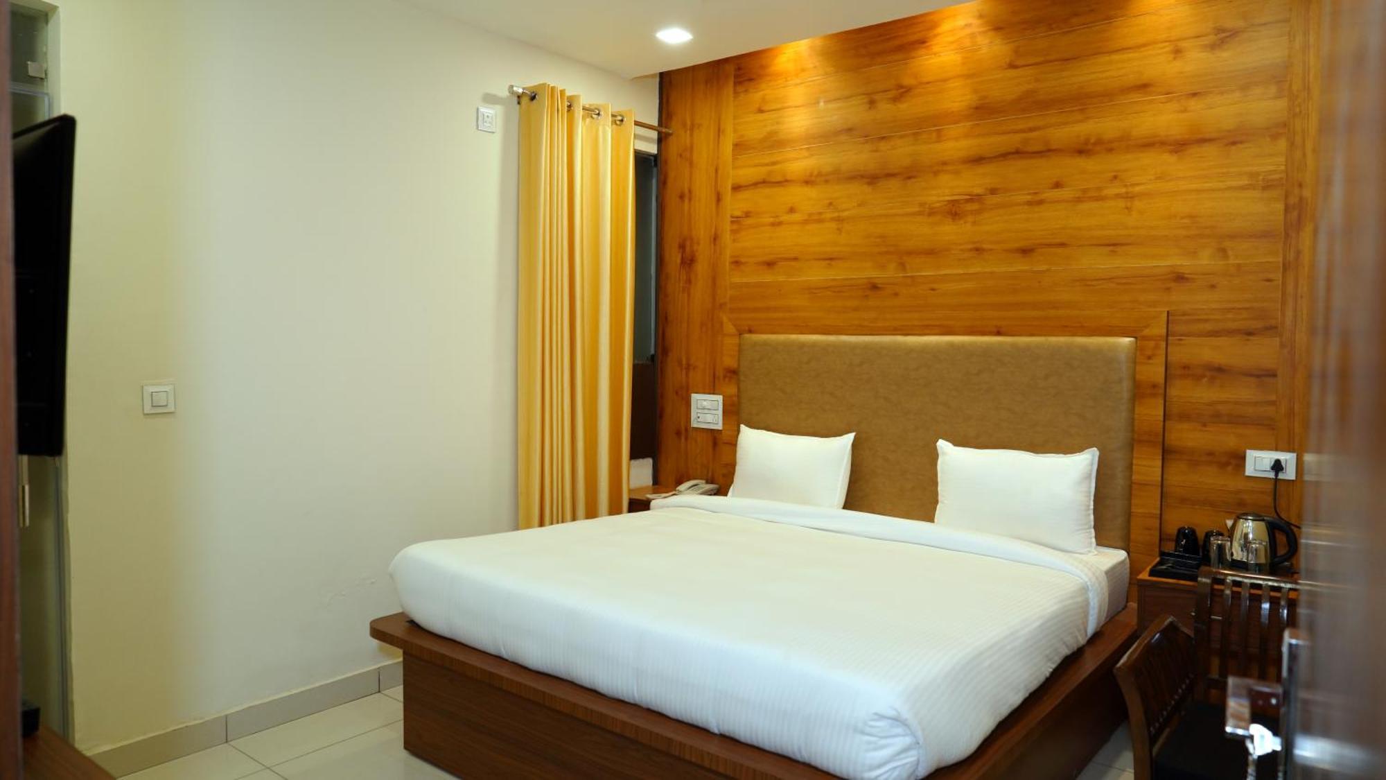 Hotel Park Street Pathankot Luaran gambar